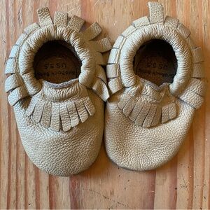 Birdrock Baby Tan Moccasins 5.5